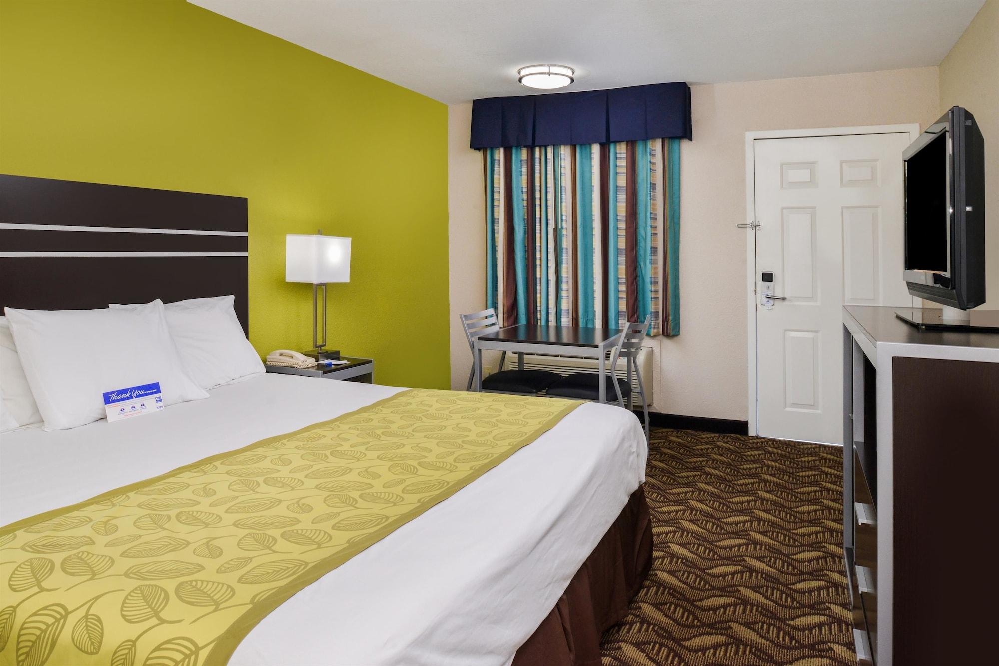 Americas Best Value Inn Pasadena Exterior photo