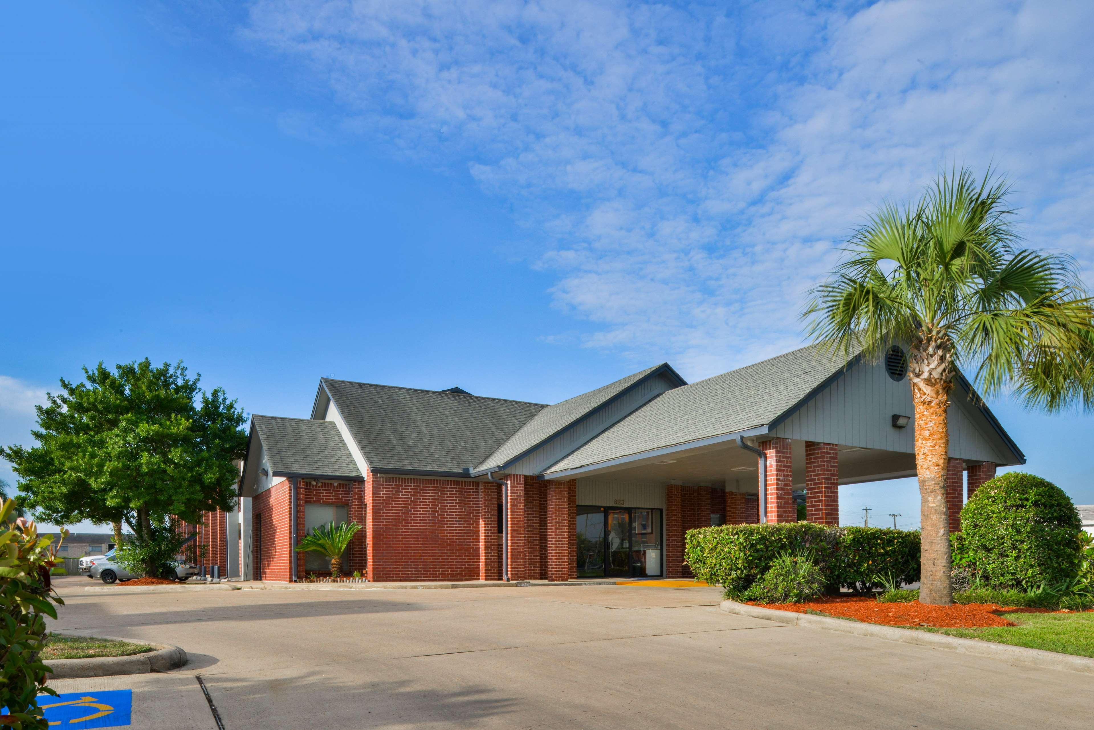 Americas Best Value Inn Pasadena Houston Exterior photo